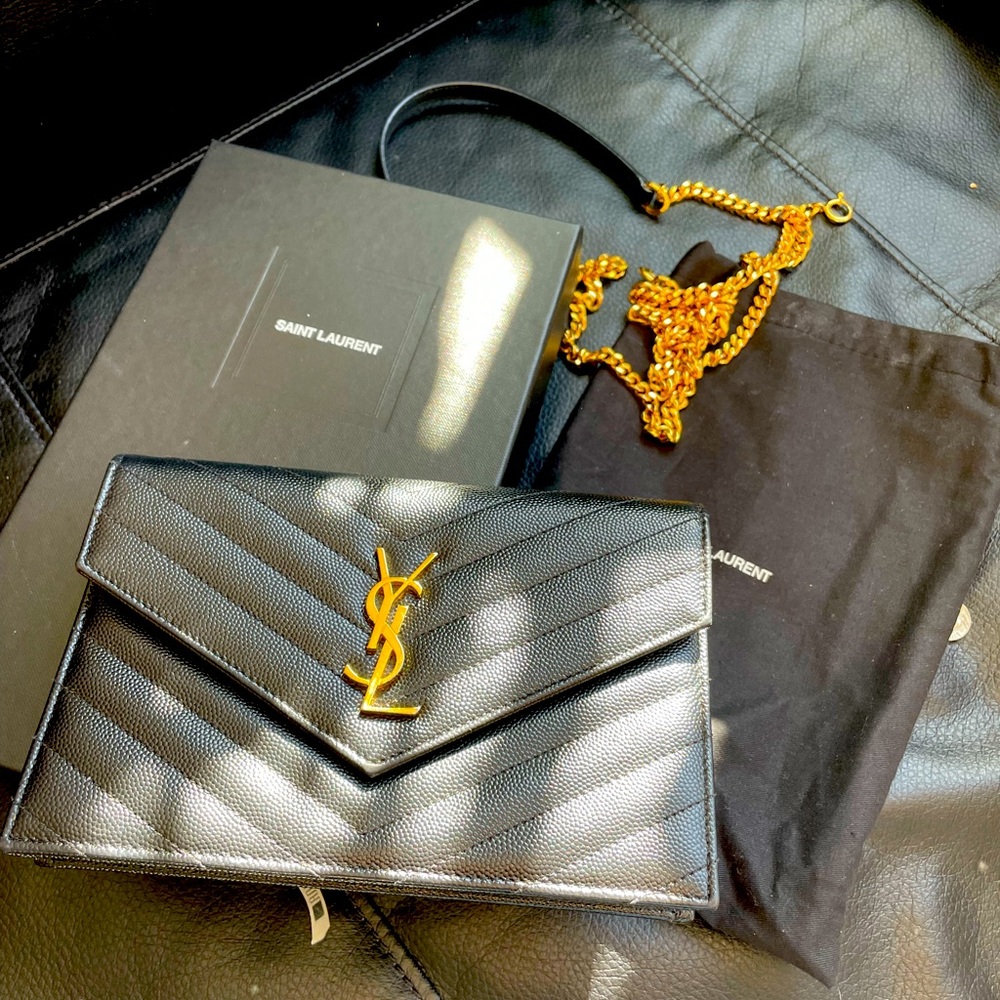 Saint Laurent Monogramme quilted textured-leather shoulder bag